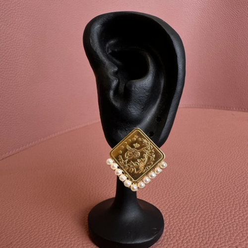 Original square 1/4 Lira With Pearl 